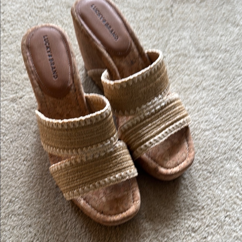 Lucky Brand Women's Woven Tan Slide Wedges